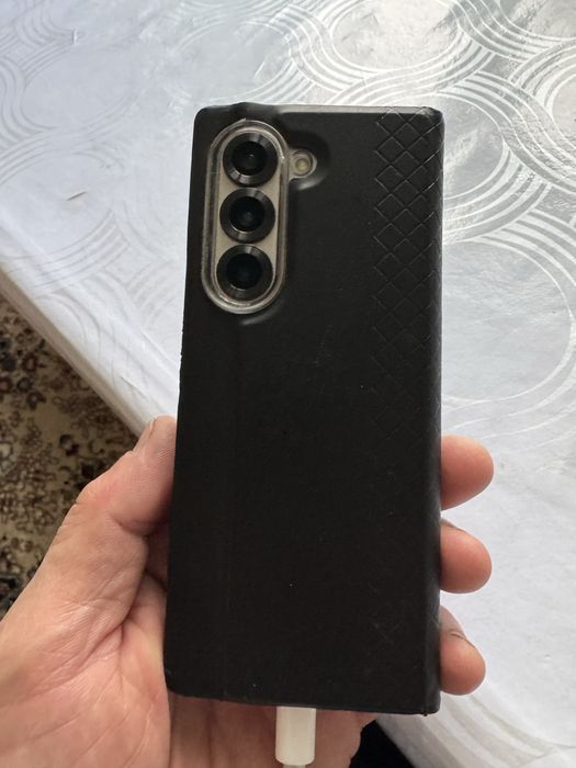 Продам телефон самсунг фольф 6