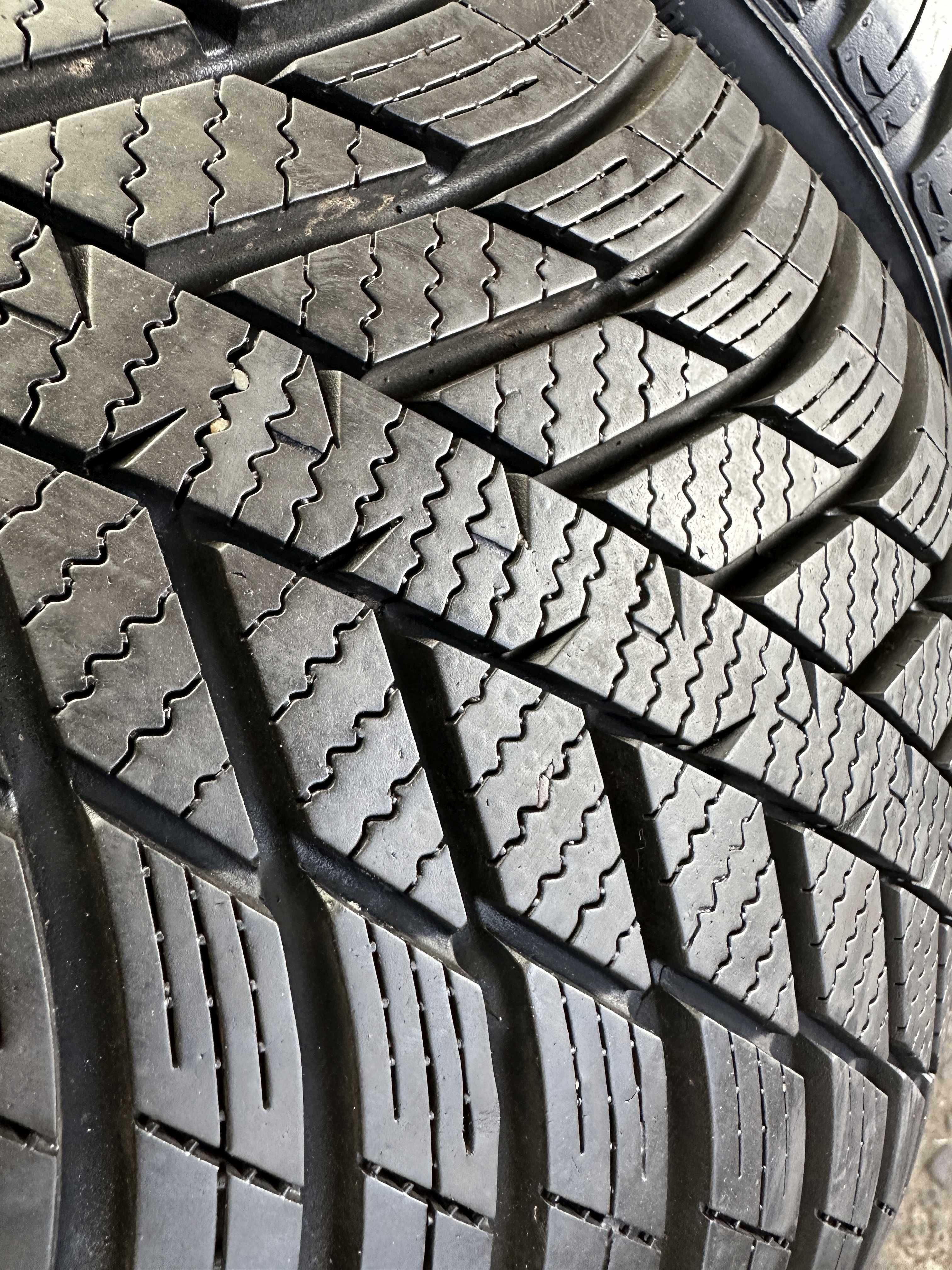 SET 2 Anvelope Iarna 225/40 R18 92V NEXEN Nblue 4 Season