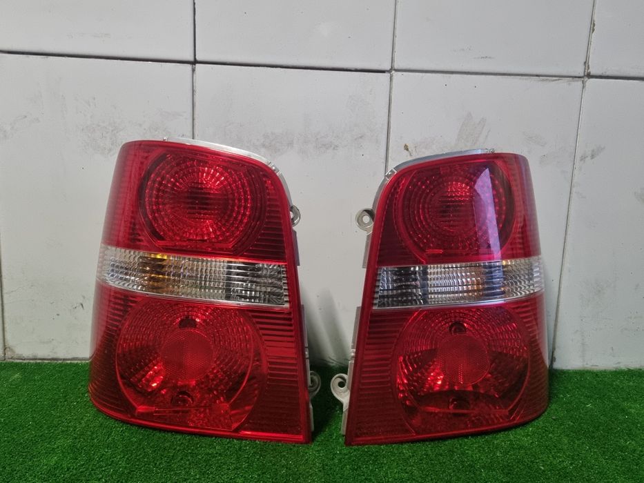 Stop tripla stanga/dreapta original vw Touran complet