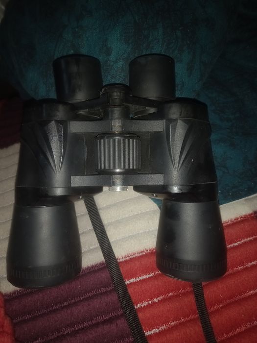 Продам бинокль в хорошем состоянии