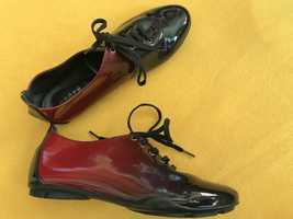 Andre 36 френски спортно-елегантни обувки бордо червено черно лак