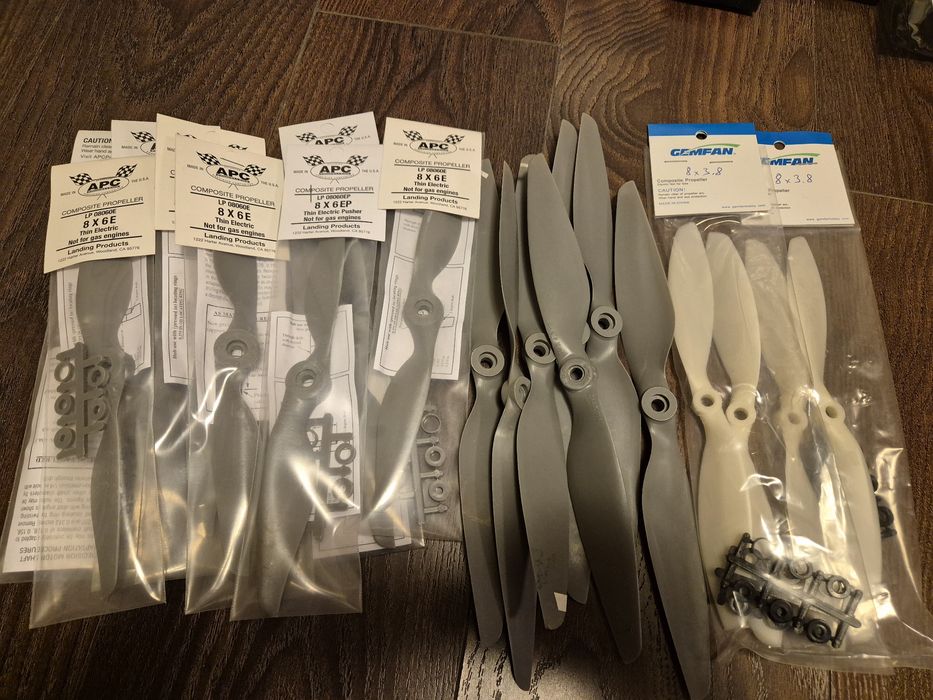 Лот RC части за дрон - нови и използвани