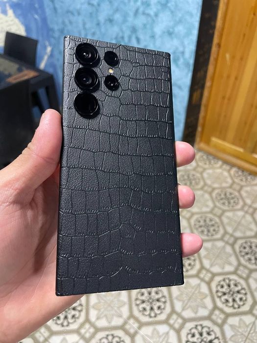 Samsung S23 Ultra Amerikansiy Xotira 256 GB ideal