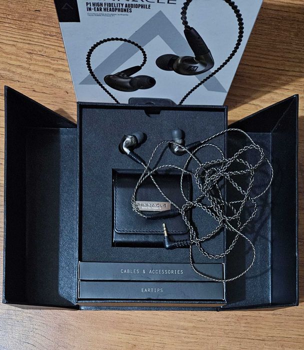 casti in-ear MEE audio Pinneacle P1 audiophile