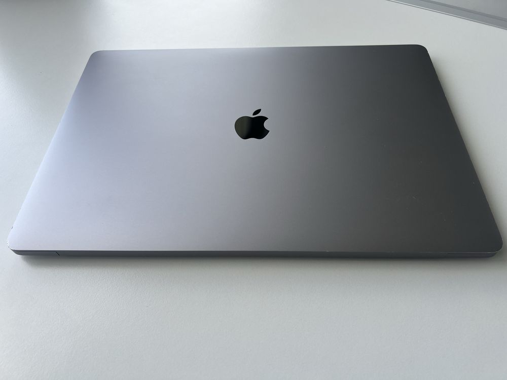 Macbook Pro 16” 2019 Core i9, 1TB