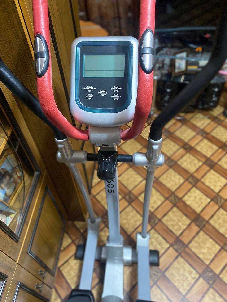 Велотренажёр Life Top LT605 (U.S.A. Technology) — отличное состояние!