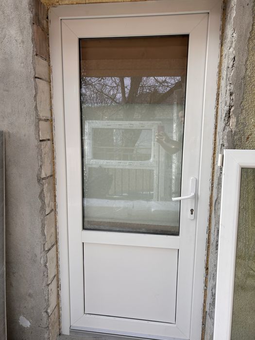 Ferestre termopan folosite 8 geamuri + 1 usa