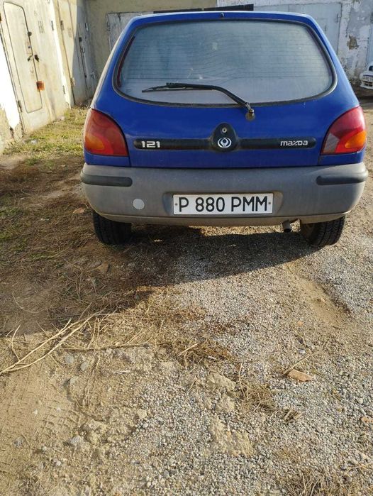 Продам Мазда 121