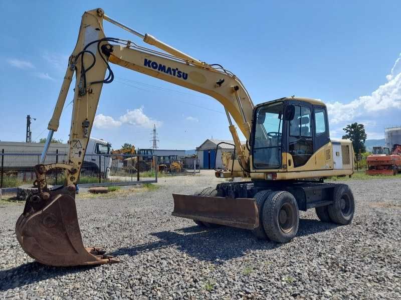 Exacavator pe roti Komatsu PW130, 13.9 tone, 2006