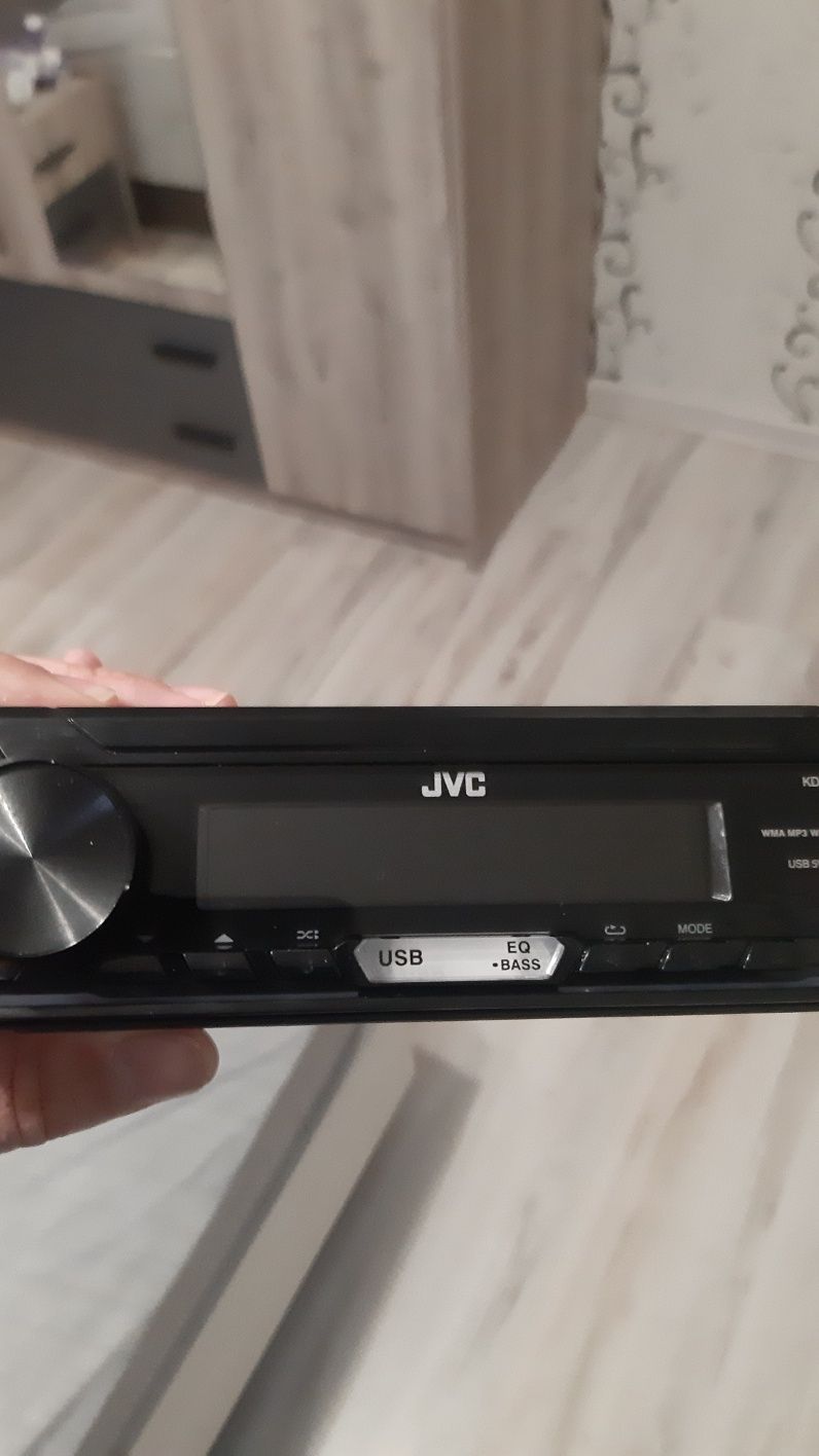 Cd JVC KD-X152 ново