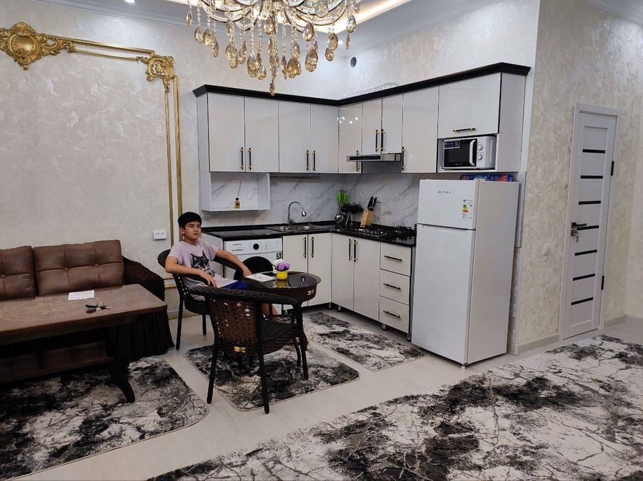 Сдаётся 1 ком квартира на 3 этаже 300$