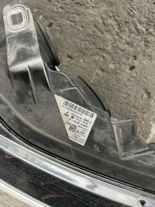 Far dreapta bixenon adaptiv Audi A6 C7 4G europa cod 4G0941044J