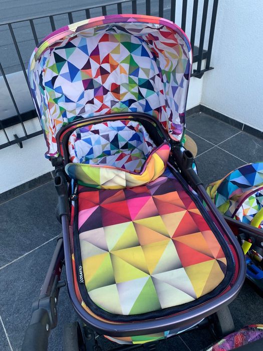 Carucior sistem 3 in 1 cu pliere compacta