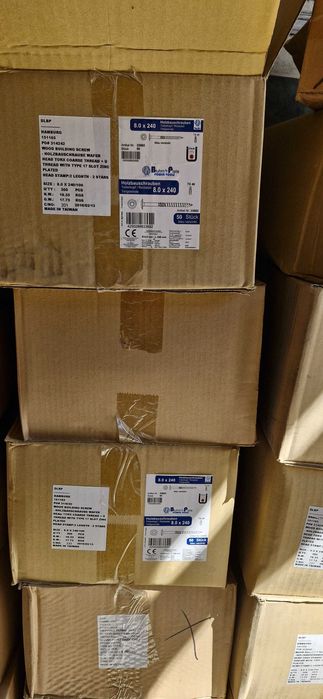 Holsuruburi Lemn și Rigips