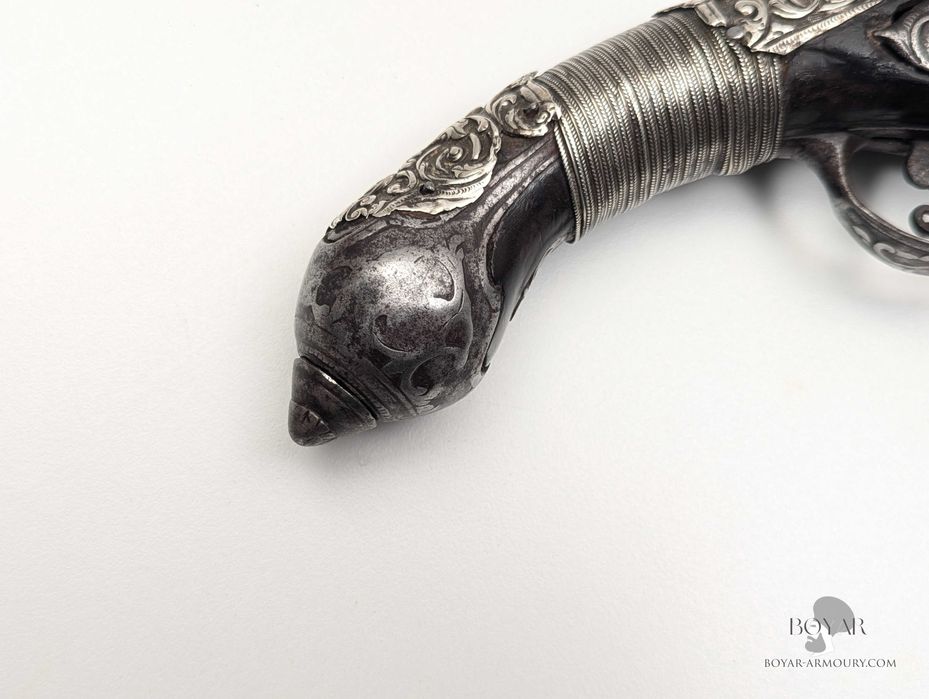 Кремъчен сребърен турски пищов