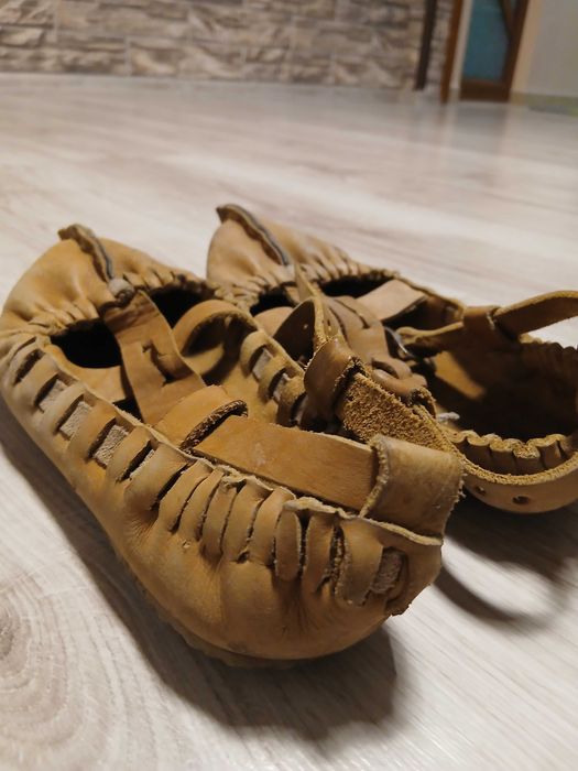 Опинци  36-38 номер