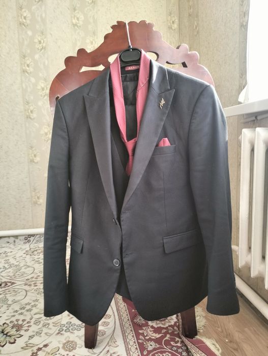 Чёрный костюм BARON тройка