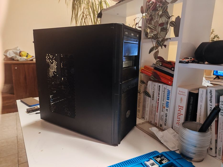 Настолен компютър