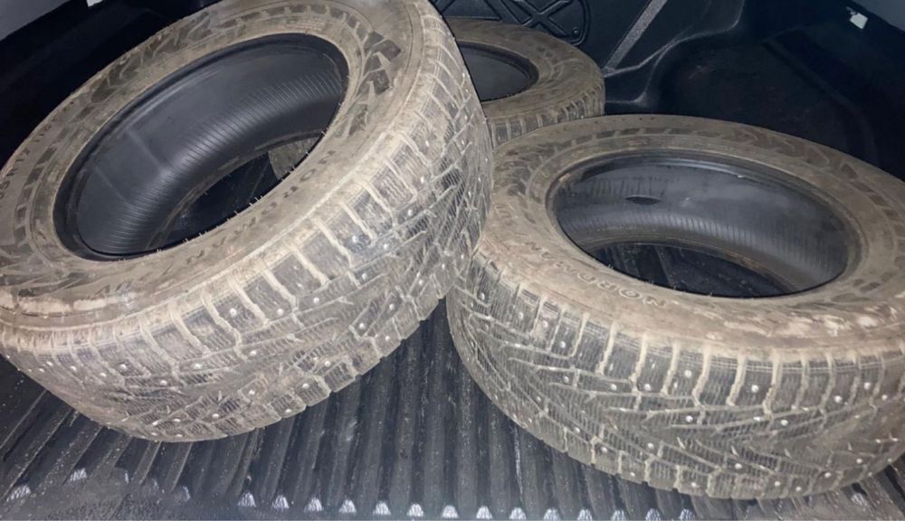 Комплект шипованной зимних шин