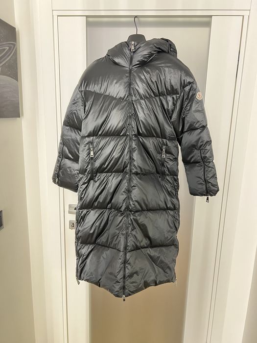 Дамско яке модел 2024.Чисто нови, налични всички размери.По една серия