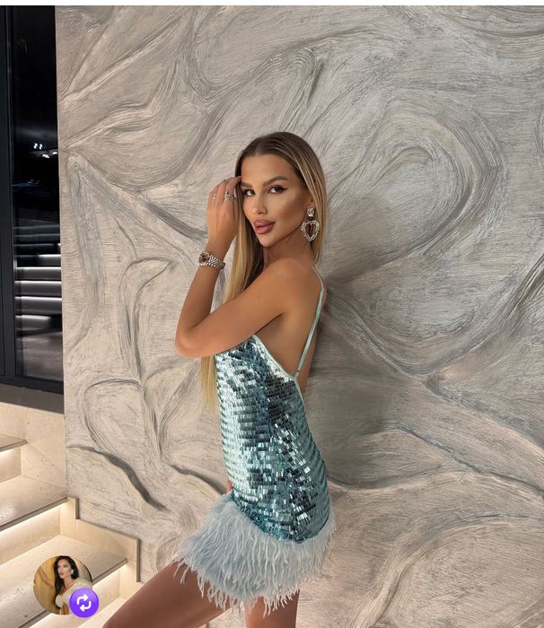 Уникална рокля..