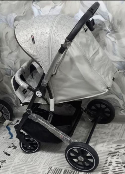 Коляска детская хорошие состояние