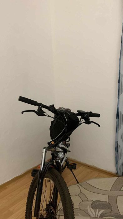 Vând bicicleta electrica