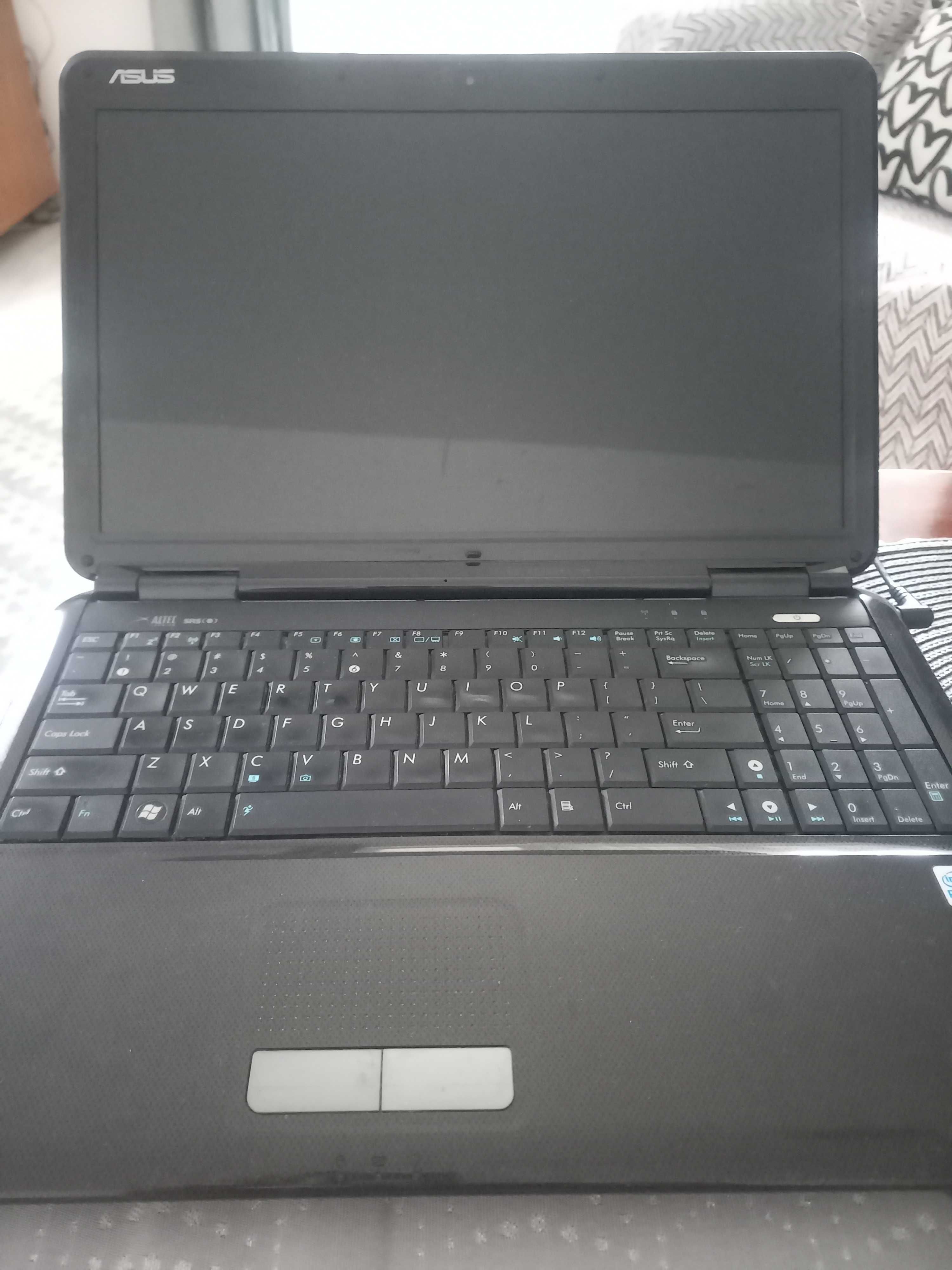 Laptop Asus K50IJ Intel T4300 1.80 GHz Ram 4gb hdd 250gb