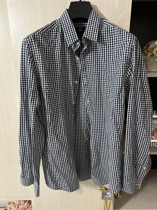 Cămăși elegante/casual in stare foarte buna. Zara,C&A, bershka,H&M