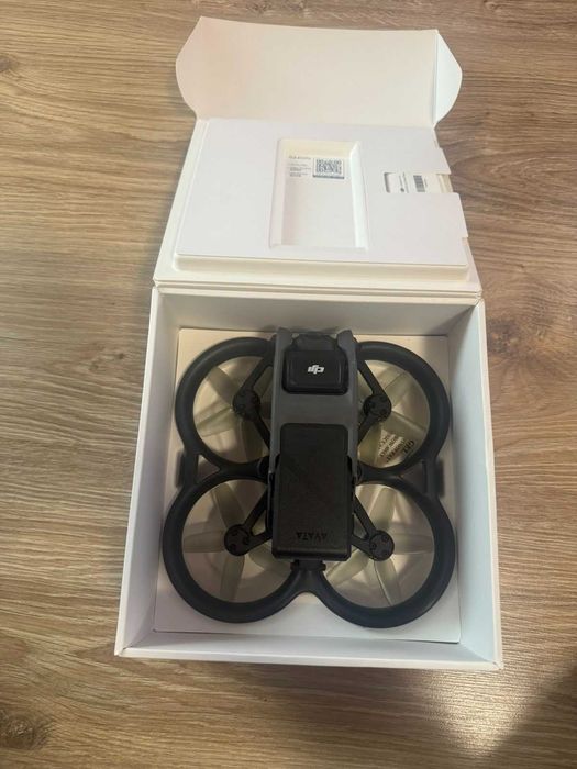 DJI Avata explorer combo