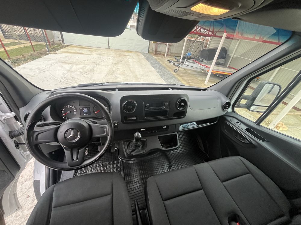 Mercedes Benz Sprinter 516