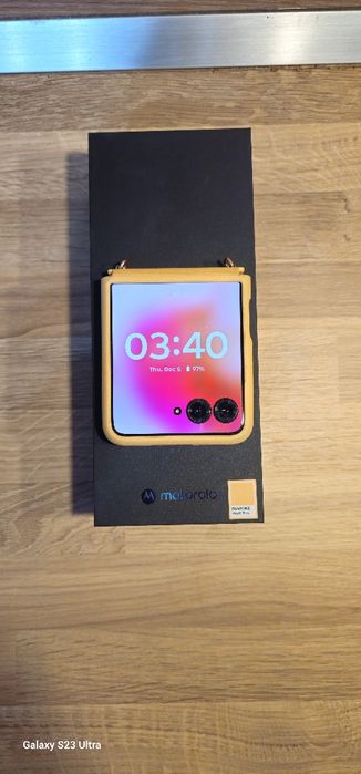 Motorola Razr 50 Ultra 12/512