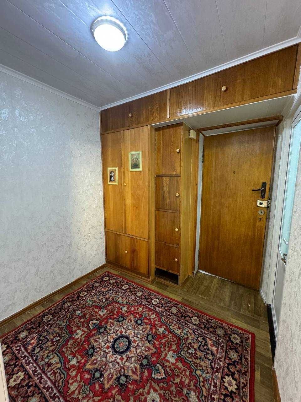 Ижарага/аренда/ rent-оилага ёки 4 та талаба кизга берилади. Нархи 600$