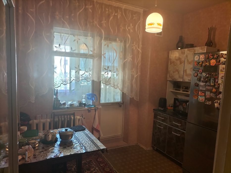 Продаётся квартира на Юнусабаде 19 квартал, своя.