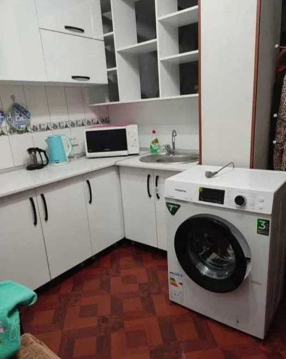 Beruniy metro yonida kvartira Yakkasaroy