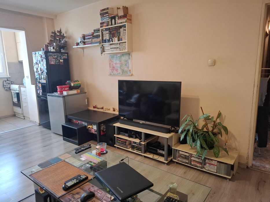 Продава се Двустаен апартамент в София, Фондови жилища - 44 кв.м за 2432 €/кв.м - Снимка #3