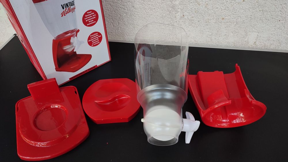 dispenser dozator dozare cereale fulgi de porumb mic dejun kelloggs