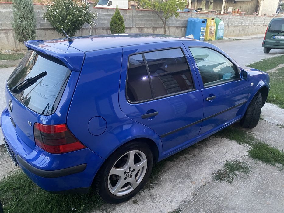Фолсаваген Голф  4 1.6 benzin