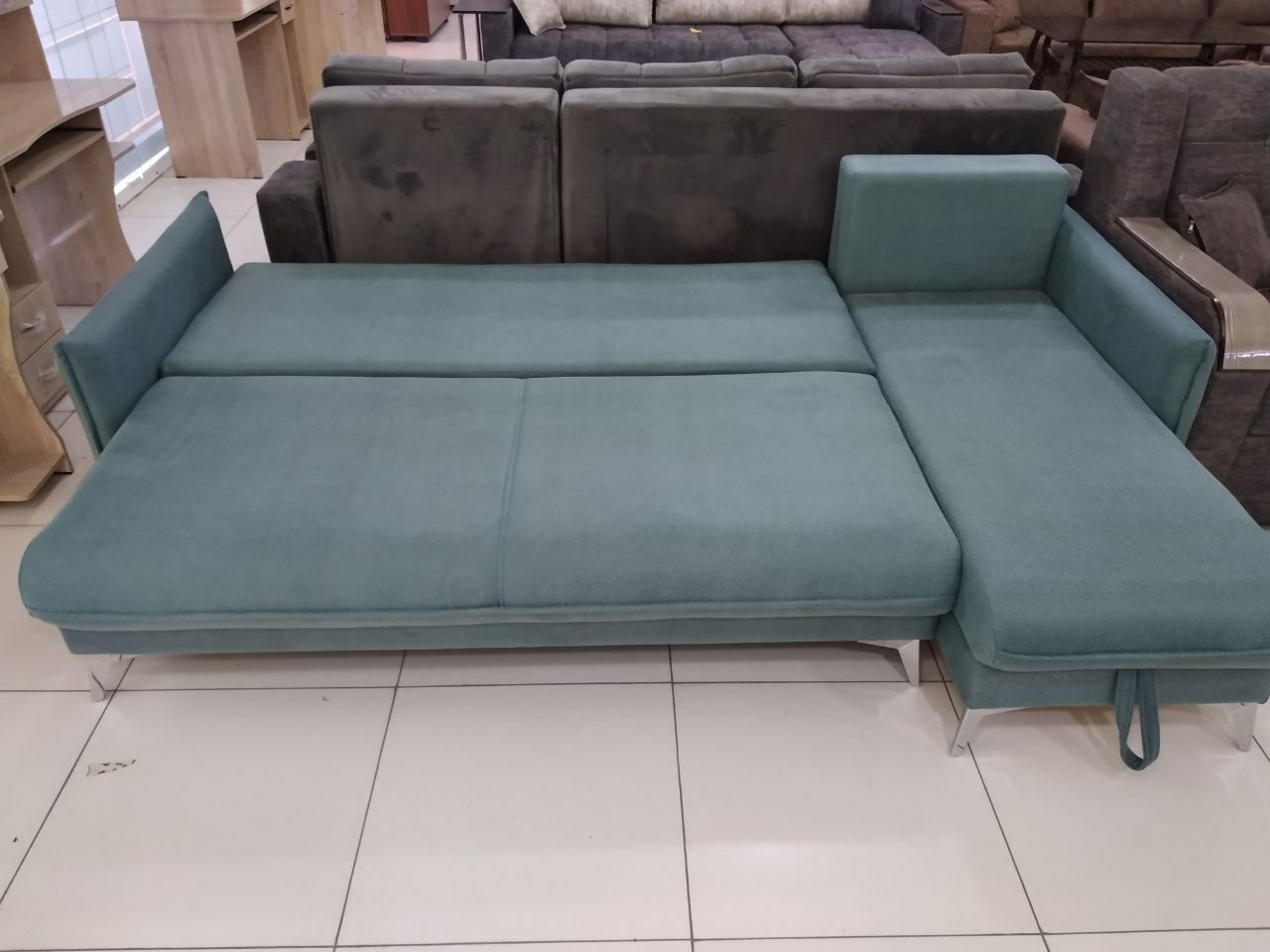 Угловой диван по низким ценам