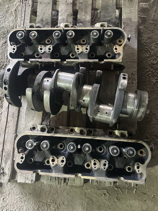 Продам, запчасти на ЯМЗ 236 колен-вал , головки блока