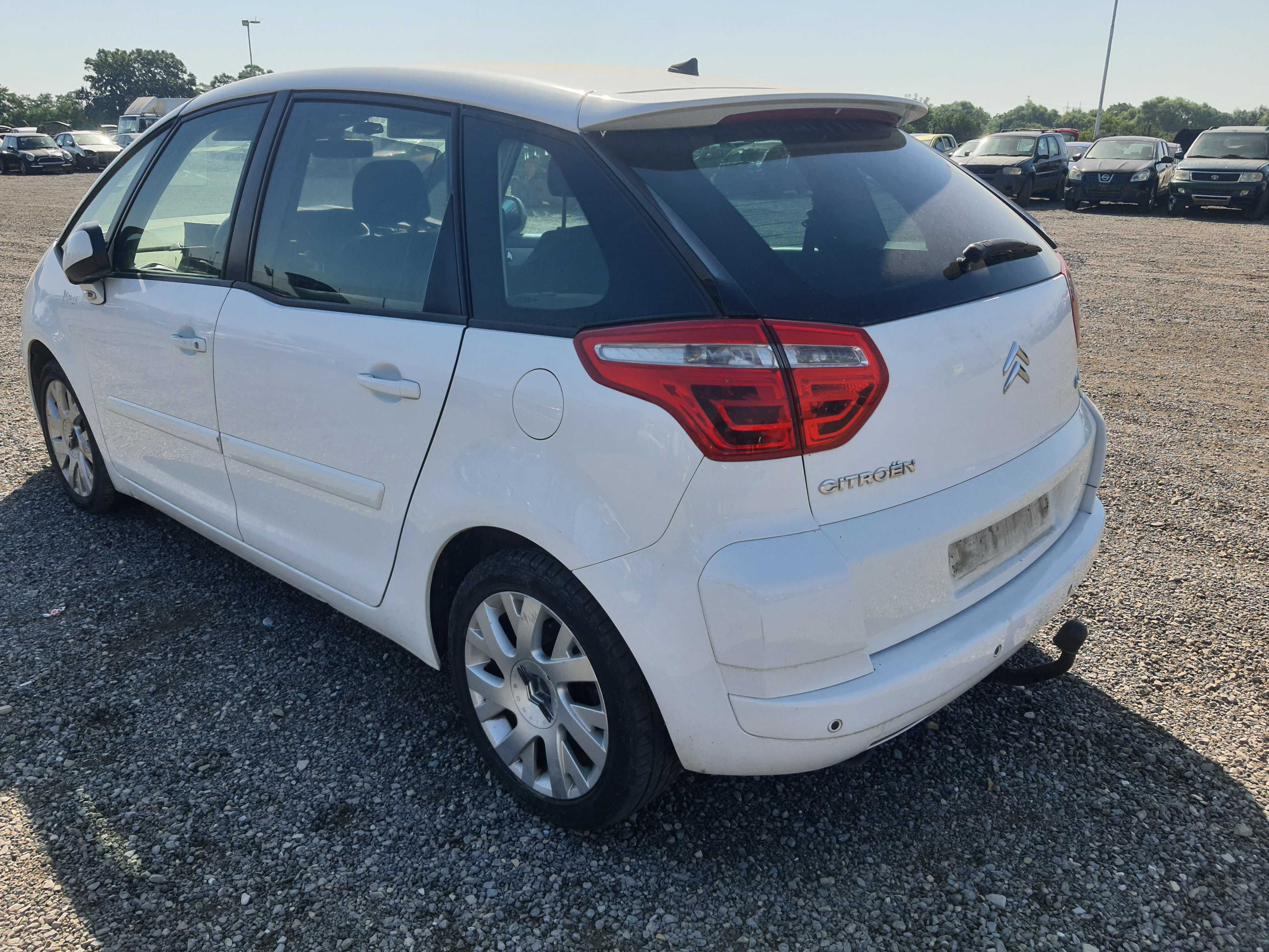 На части! Citroen C4 Picasso 2.0 HDI