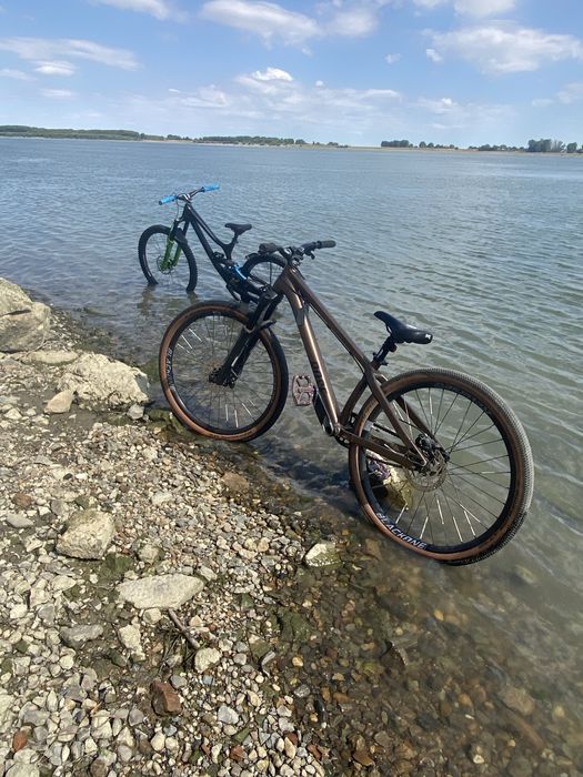 Vand dj rose the bruce 1 +garantie PRETUL ESTE NEGOCIABIL