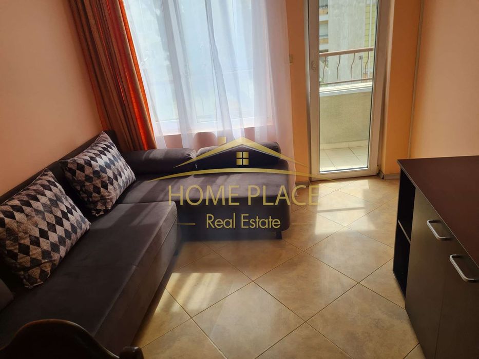 Дава се под наем Двустаен апартамент в Варна, Център - 65 кв.м за 408 € - Снимка #1