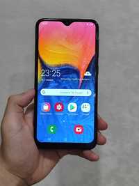 Продам срочно Samsung A10 32gb