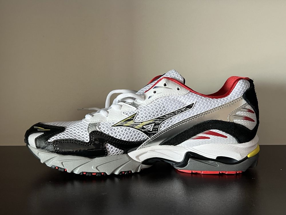 MIZUNO WAVE RIDER 10/ Налични 42н 27см Стелка Нови с Кутия