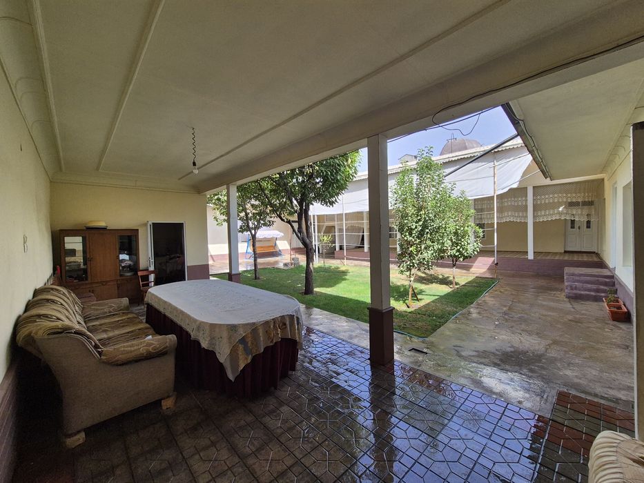 Fayzli xonadon sotiladi