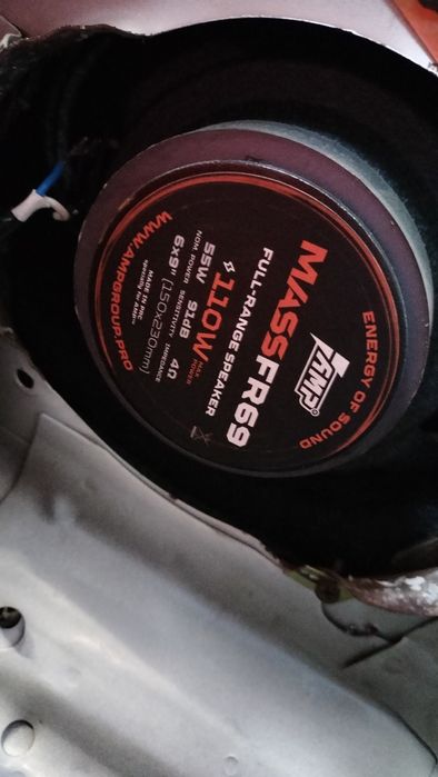 Uselitel Pioner1000w,estradniy kalonka