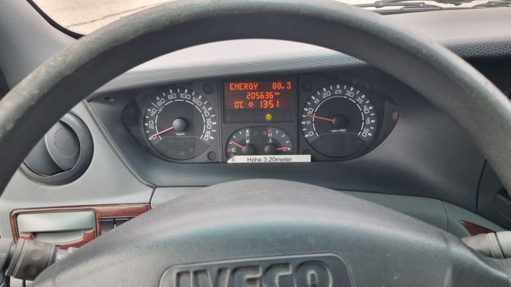 Iveco daily 35c18 180к.с  6 с.к Падащ борд,Клима