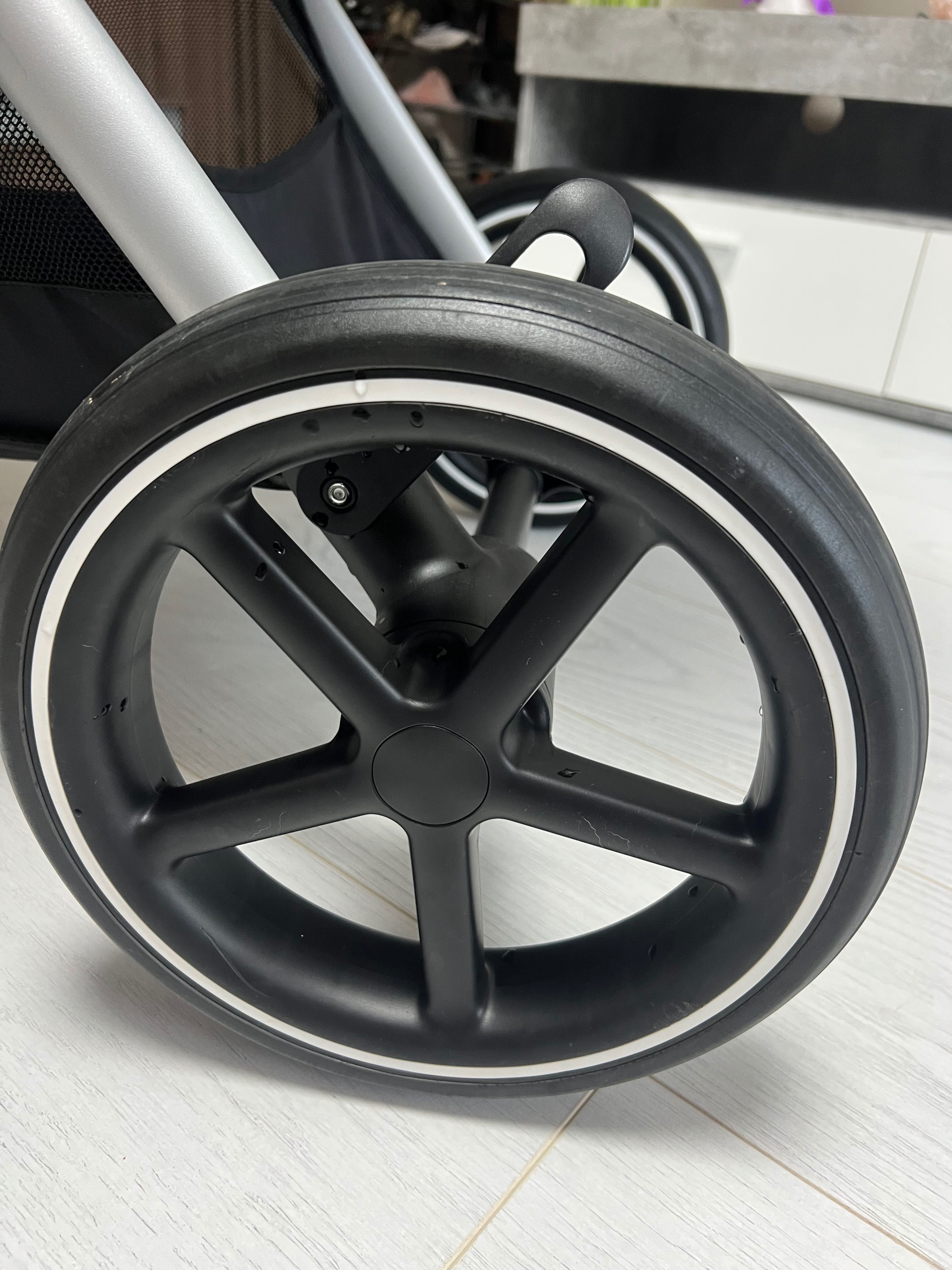 Cybex EOS LUX SLV LAVA GREY трансформираща се детска количка 2 в 1