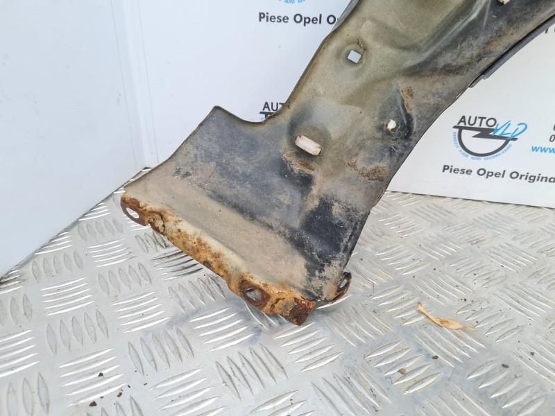 Aripa fata stanga cu bandou Opel Antara